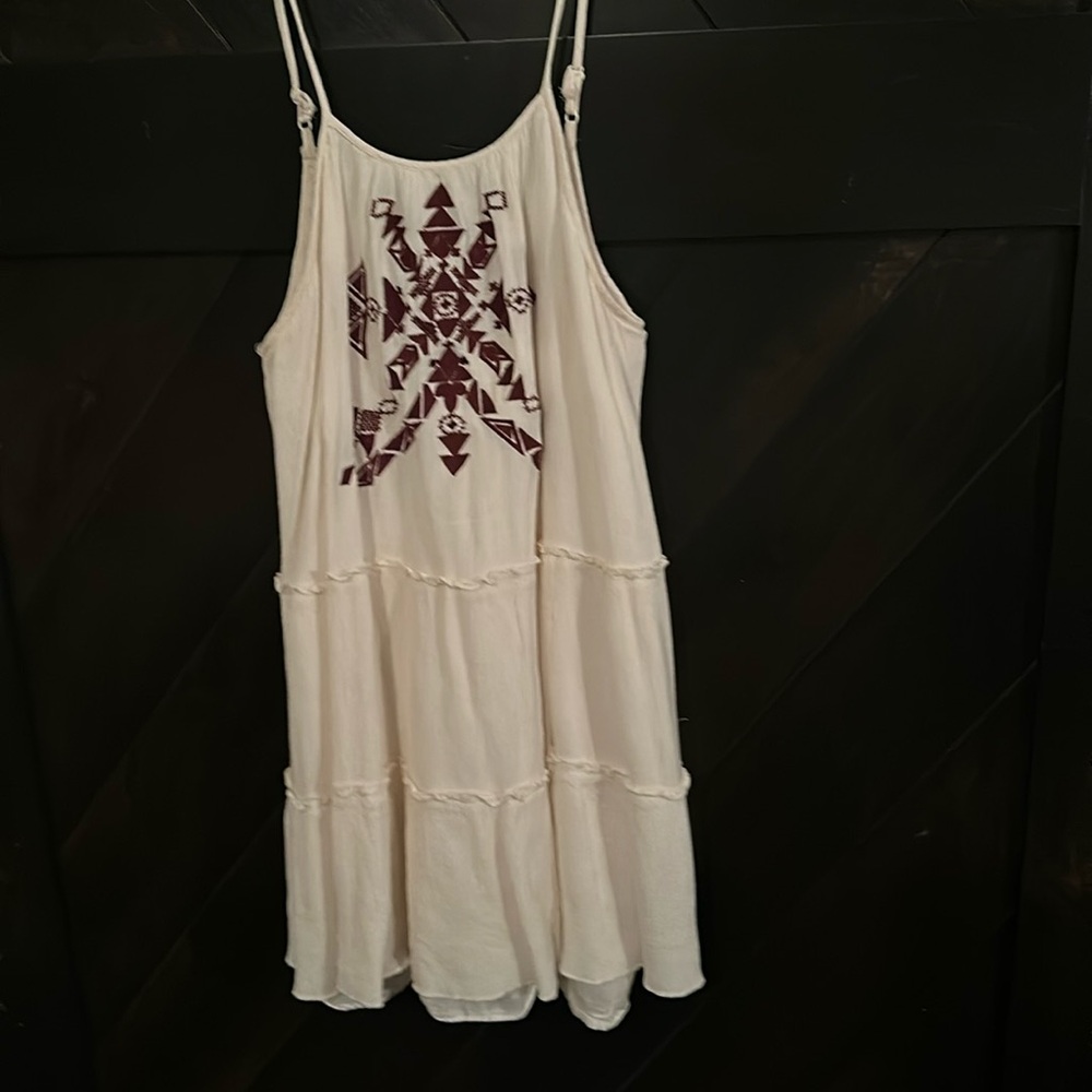 Honey punch creme dress with red print